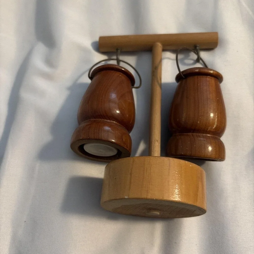 Wooden Lanterns‎ Hanging Salt And Pepper Shakers With Stand Vintage